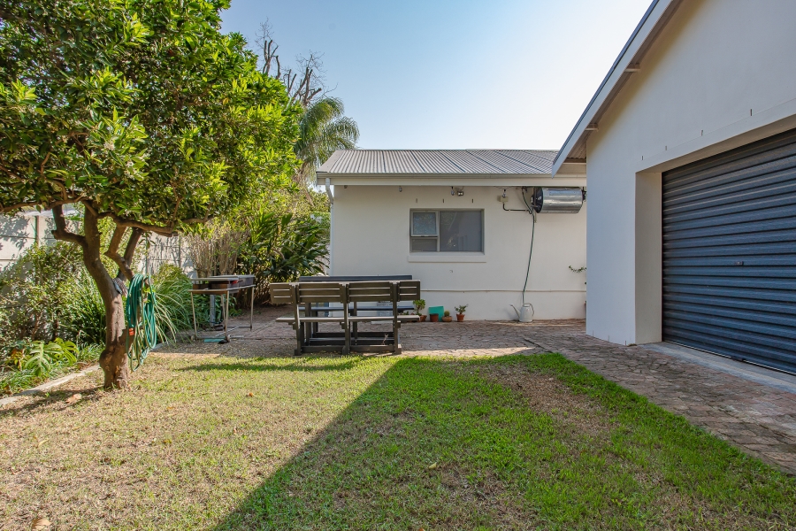 2 Bedroom Property for Sale in Lemoenkloof Western Cape